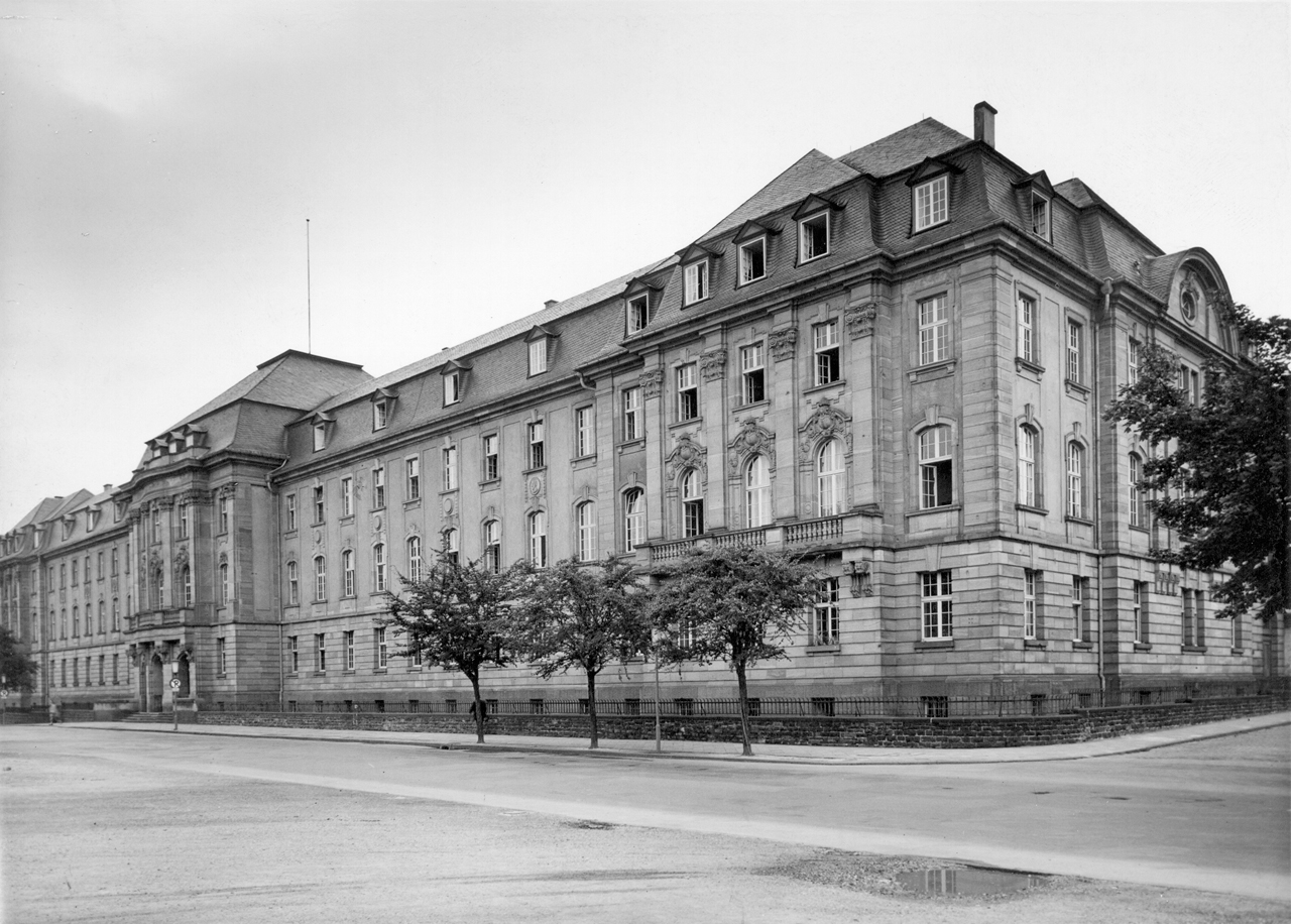 LHAKo_0710_0000_00_000678_000000_000000