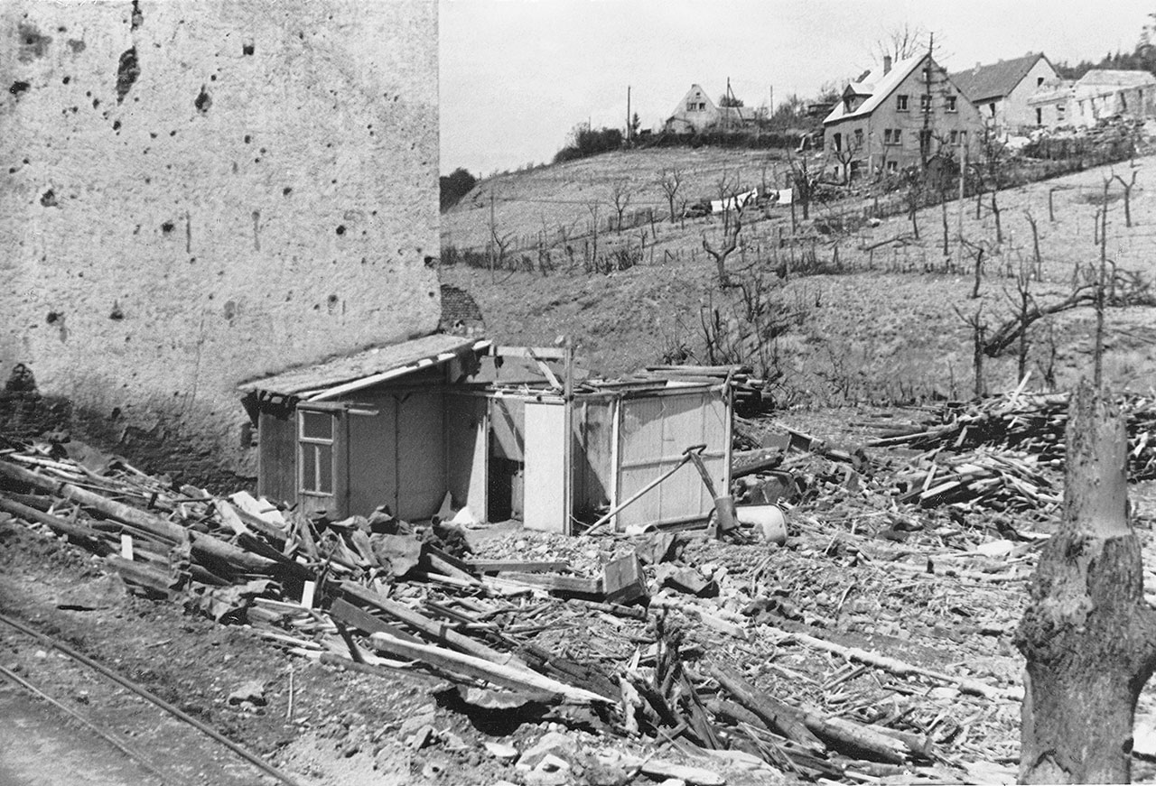 Kriegszerstörungen in der Roten Zone, LHAKo Best. 710 Nr. 3670